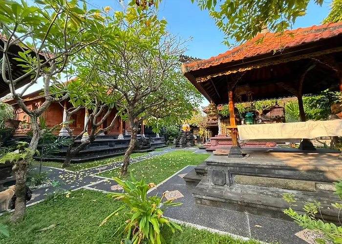 Losmen Cempaka Guest house *